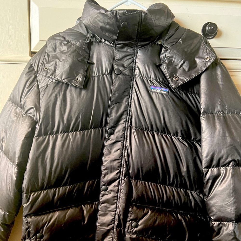 Black down mens XL Patagonia jacket NWOT